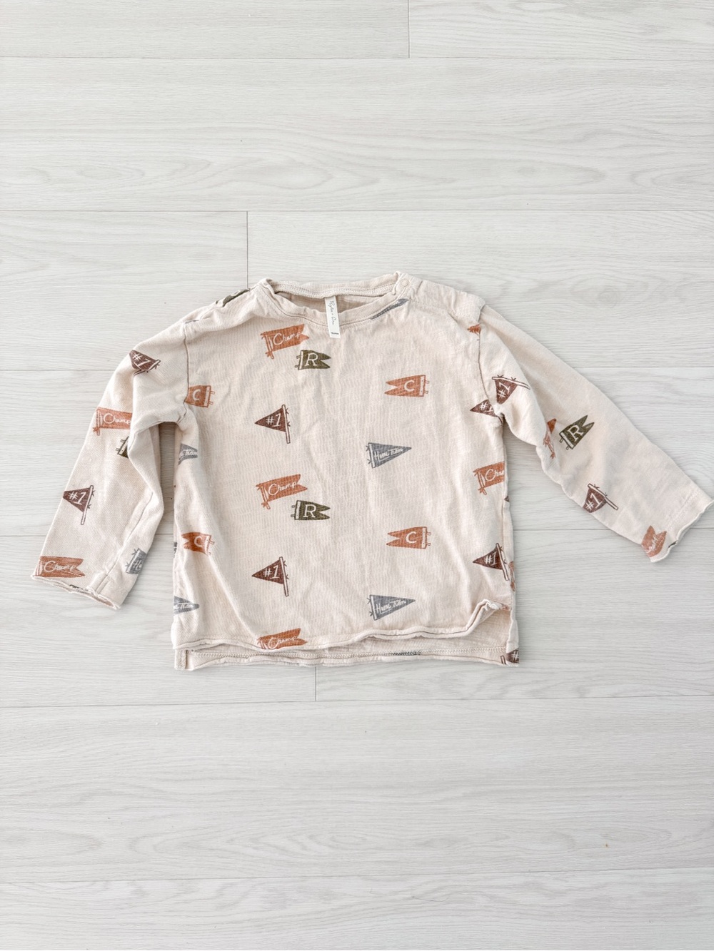 rylee + cru long sleeve, flags